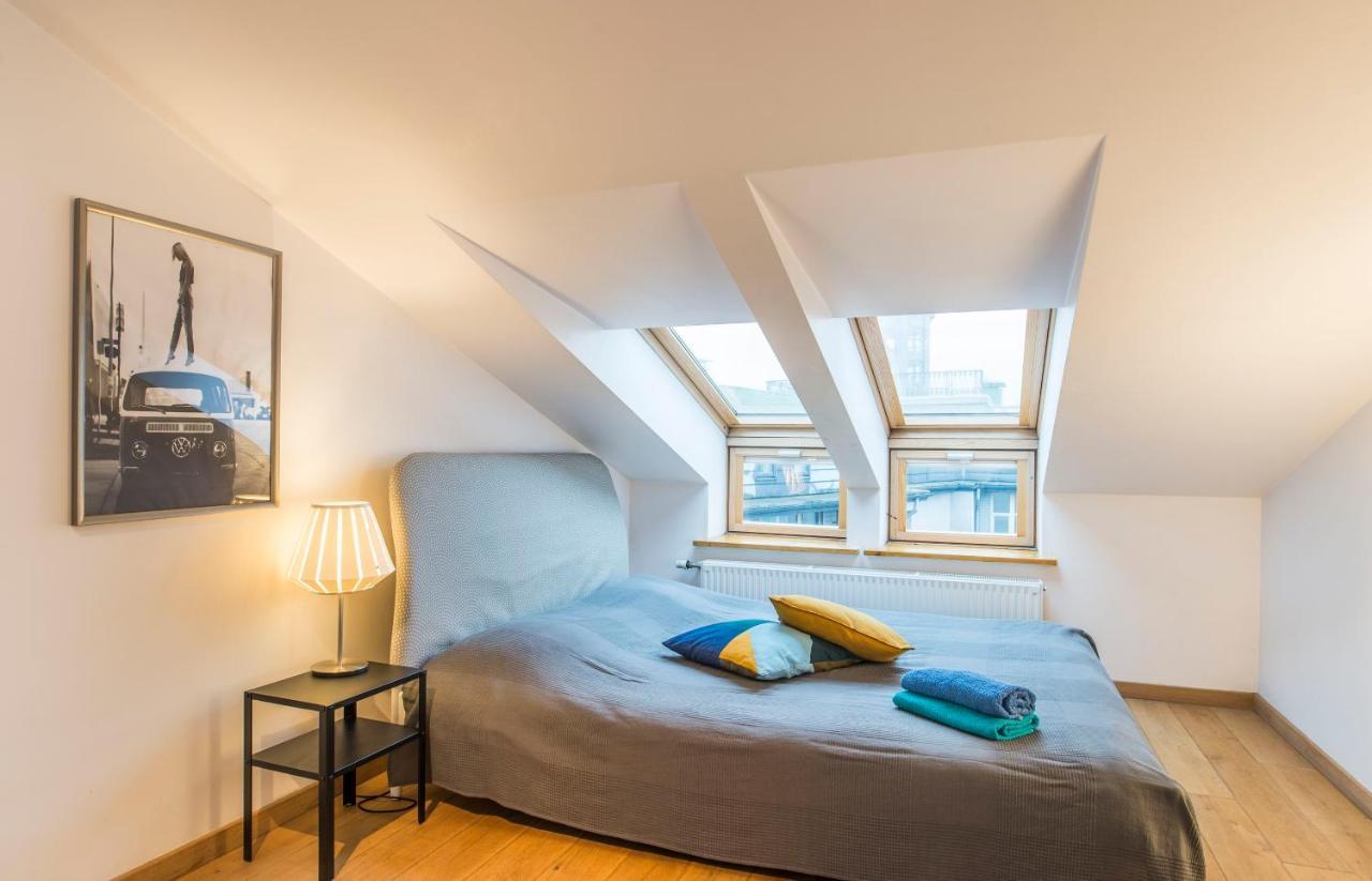 Central 2-Level Penthouse With Terrace And Free Parking Riga Kültér fotó