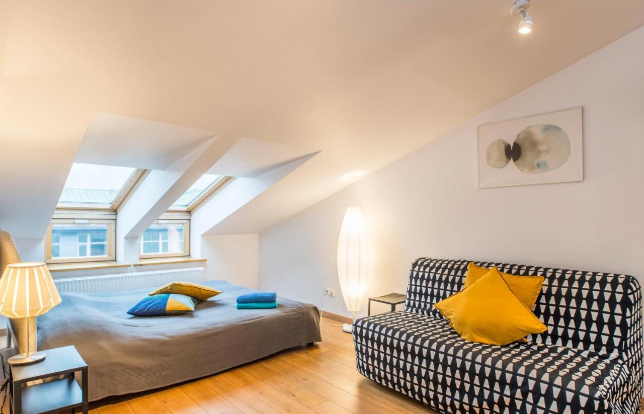 Central 2-Level Penthouse With Terrace And Free Parking Riga Kültér fotó