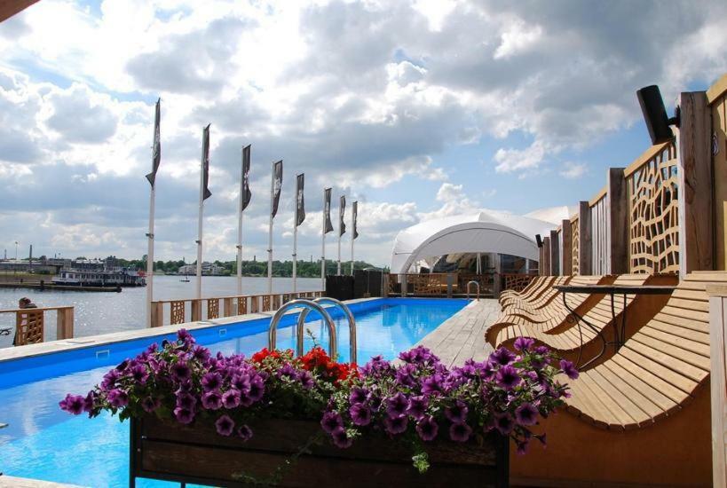 Central 2-Level Penthouse With Terrace And Free Parking Riga Kültér fotó