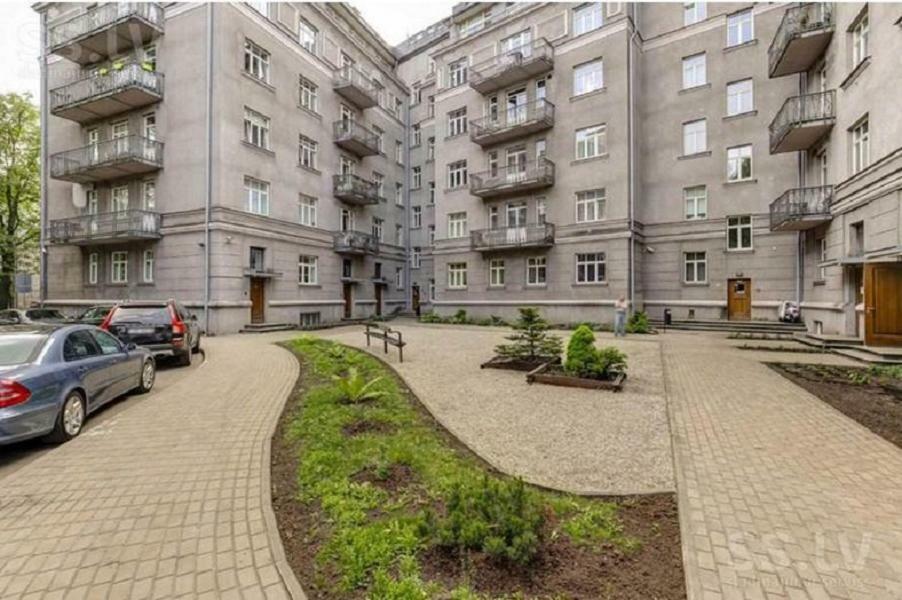 Central 2-Level Penthouse With Terrace And Free Parking Riga Kültér fotó
